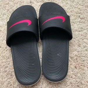 Women Nike slides